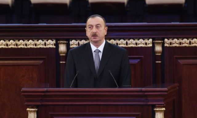 Le président azerbaïdjanais a critiqué les fonctionnaires et les députés